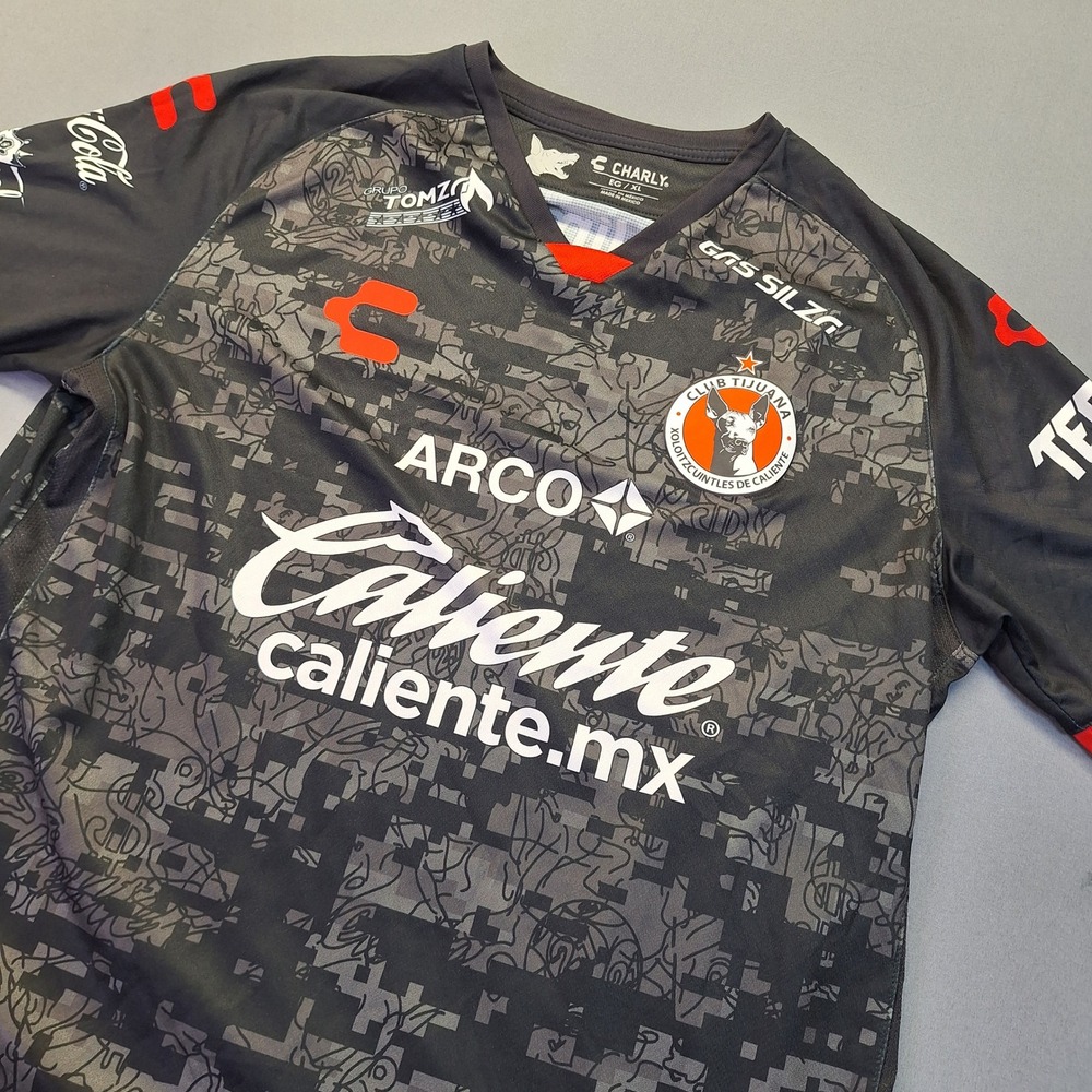Charly Club Tijuana Xolos Soccer Jersey Mens XL Grey Black Digital Camo Liga MX